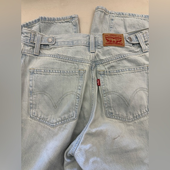 Levi's Women's baggy Jeans with tabs at waist - Picture 14 of 15